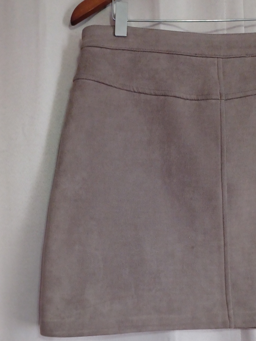 HYFVE Taupe Faux Suede A-Line Mini Skirt Button Closure Pockets High Waisted - Picture 11 of 16